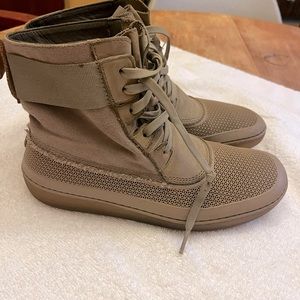 Clarks Force of Nature Star Wars Rey Desert Boots in Sand, for cosplay et al